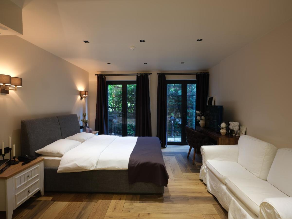 Villa Polonez Istanbul Exterior photo